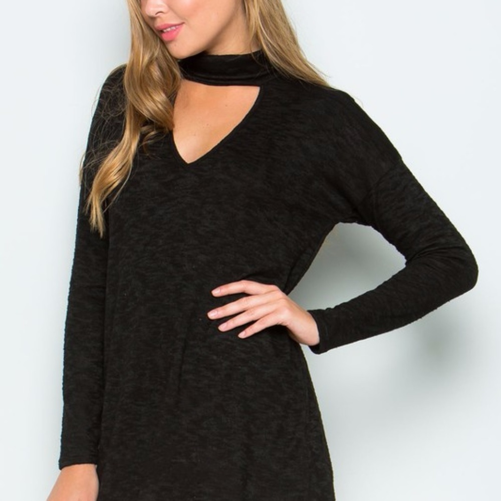 Sweet Pea Key Hole Neck LS Knit Shirt